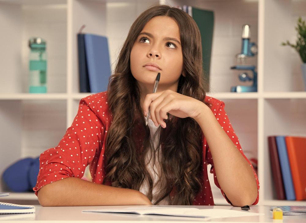 questioning-high-schooler image Why Choose Dual Enrollment Over AP? Liberty